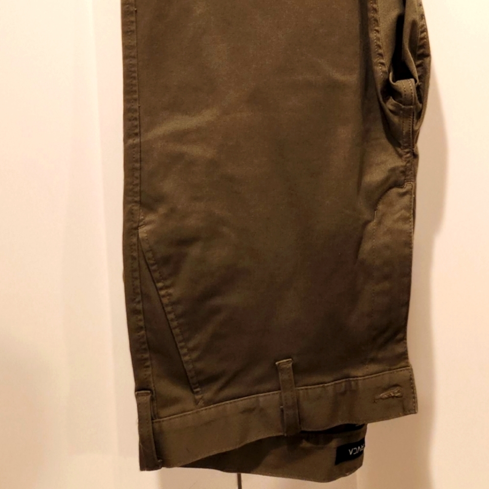 NEW Never Worn, RVCA Khakis, Chinos, sz 33, Pants, Surf Brand